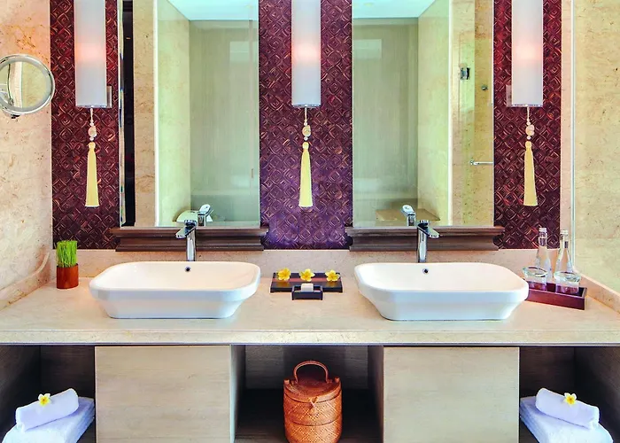 Moevenpick & Bali 5* Jimbaran